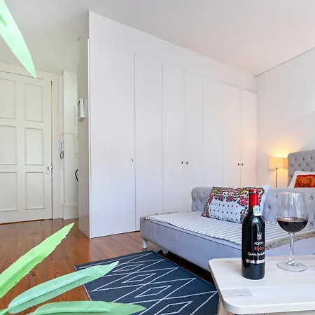 Fado Center - By Guest מלון *