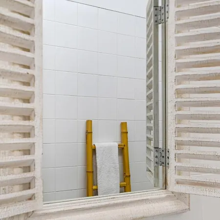 Fado Center - By Guest * بورتو